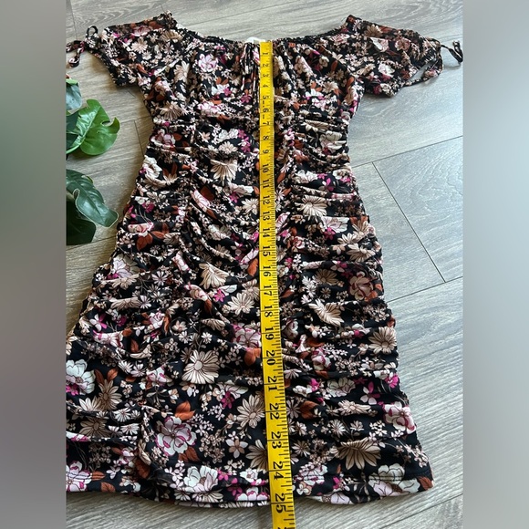 Ultra Flirt Mesh Keyhole Tie Front Ruched Floral Milkmaid Mini Dress. Size S - Picture 11 of 11